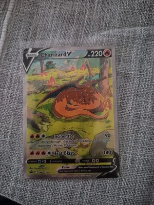 Charizard V SWSH260 SWSH: Sword & Shield Promo Cards Holo - Image 1 of 2