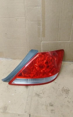 2005 2006 2008 ACURA RL RIGHT PASSENGER SIDE TAILLAMP LIGHT ASSEMBLY NO BULBS - Image 1 of 4