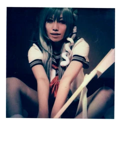ARAKI NOBUYOSHI - ORIGINAL POLAROID VOM KÜNSTLER SIGNIERT UND ZERTIFIZIERT - Bild 1 von 5