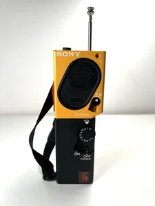 SONY ICB-303 TRANSCEIVER VINTAGE WALKIE TALKIE VINTAGE - Funzionante - Foto 1 di 13