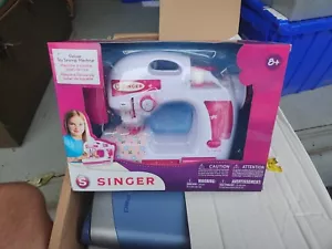 Singer chainstitch Toy sewing machine 8+ kid works - Picture 1 of 6
