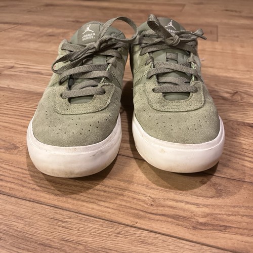 Jordan Series Es Alligator Sail scamosciato taglia 6 lacci verdi