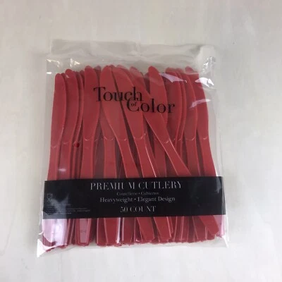 Creative Converting 7 1/2" Classic Red Heavy Weight Plastic Knives - 50/Pack - Image 1 of 2