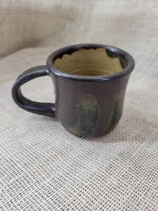 Empty Bowls Pottery Mug Forest Green Signed Ozley - Picture 1 of 7