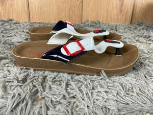 toe post footbed sandals