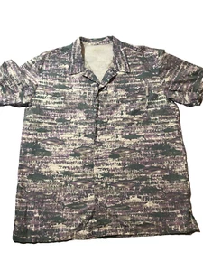Columbia PFG Mens M/L Fishing Shirt Vented Fish Print Allover Spring Break - Picture 1 of 7
