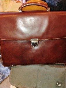 Jekyll and Hide 17" Brown Sturdy and Soft Leather Laptop Case/Briefcase - Picture 1 of 5