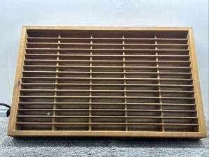 Vintage Napa Valley Box Co Holz 80 Fächer Kassette Band Aufbewahrung Wandregal 31737 - Bild 1 von 7