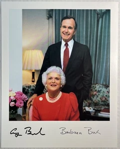 George & Barbara Bush offizielles Portrait Foto handsigniert Weißes Haus - Bild 1 von 4