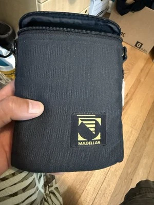 Magellan Meridian XL Satellite Handheld Navigator GPS  Bundle With Case - Image 1 of 4