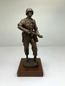 “Desert Liberator” Operation Desert Storm Sculpture David LaRocca 1991 US ARMY - Picture 1 of 6