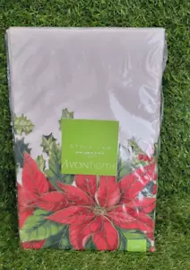 Avon Home Style Lab Table Cloth Watercolor Poinsettia 70" Round White Red Green - Picture 1 of 11