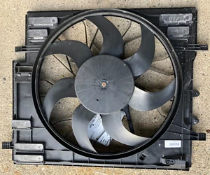genuine volvo xc90 T6 T8 radiator cooling fan assembly TESTED 2016-23 - Picture 1 of 3
