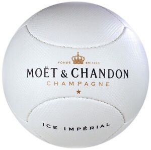 Moet & Chandon Champagner Volleyball Pool Beach Ball Ice Imperial Strand Party