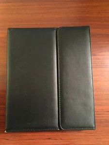 iPad case with keyboard, charging cable - new no box - model No. itip-4000 - Picture 1 of 5