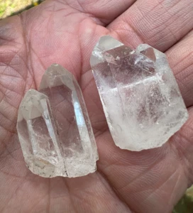 2 x QUARZKRISTALL GROB A KLASSE PUNKTE CLUSTER HERVORRAGENDE KLARHEIT 30mm & 32mm - Bild 1 von 6
