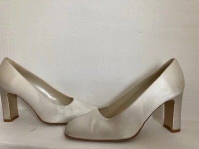 Pumps Satin Hochzeit + 38 + creme + ivory  - Bild 1 von 3