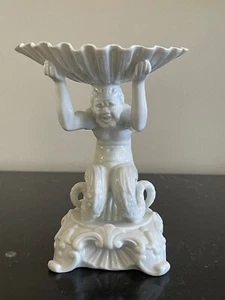 Figura antigua bandeja de alfileres de porcelana Capodimonte Ginori sobre roca sosteniendo una cáscara - Imagen 1 de 8