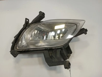Passenger Right Fog Lamp Assembly from 2016 Kia Forte Hatchback 11707343 - Image 1 of 4