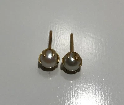 Vintage 10K Yellow Gold Freshwater Cultured 5.5mm Pearl Stud Earrings Foto 1 de 4