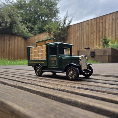 LLEDO 1928 CHEVROLET TRUCK / Van in WALKERS CRIPS Leicester Promotion Livery MIB - Image 1 of 4