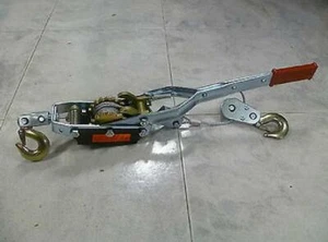 PARANCO / ARGANO A CRICCHETTO -TIPO PESANTE- MAX 4000kg - Foto 1 di 1