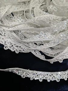 2Yards Fancy White GPO Shuttle Lace Trim Sewing/Clothes/DIYs/Art & Crafts/Decore - Picture 1 of 16