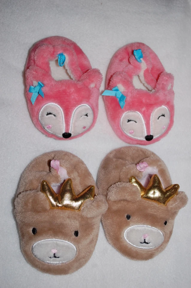 Bebés Niñas LOTE DE 2 PARES ZAPATILLAS Lindos Animales OSO MARRÓN con CORONA Zorro Rosa TALLA 6 Foto 1 de 1