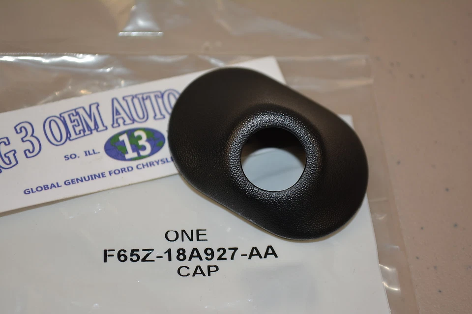 Ford F150 F250 Sport Trac Expedition Tapa Antena Cubierta Nuevo OEM F65Z-18A927-AA Foto 1 de 2