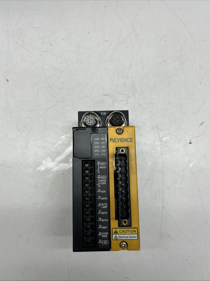 TERMINAL RELÉ DE SEGURIDAD KEYENCE GL-T11R Usado Envío Rápido Foto 1 de 4