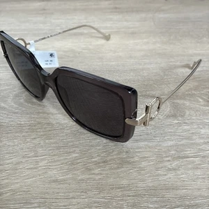 Salvatore Ferragamo Women's Oversized Square Sunglasses SF913S - Italy - Picture 1 of 6