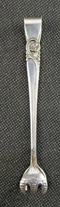 International Sterling Spring Glory Sugar Tongs - Picture 1 of 1