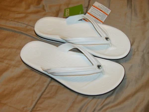 Herren Tanga neu mit Etikett Crocband entspannte Flip-Flops Sandalen Tanga weiß. Auswahl Gr. Neu mit Etikett - Bild 1 von 10