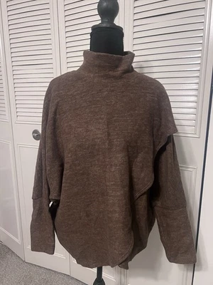 不对称高领棕色舒适针织上衣女式秋装毛衣 — 第 1/4 张图片