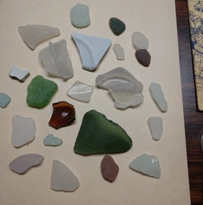 Sea Glass Lot Surf Tumbled Bottle Stopper Real Beach Glass Varied Sizes 24 Pcs - Picture 1 of 5