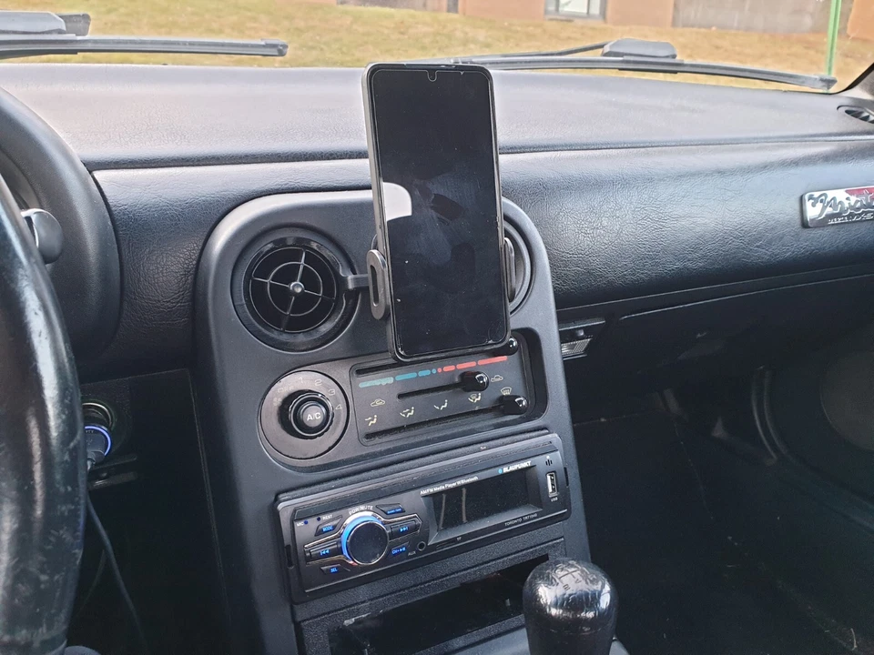 Phone Mount Mazda Miata NA NB (1990-2005) Iphone Android - Image 1 of 4