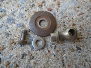 VINTAGE LEEDY CENTER STUD TENSION ROD SUPPORT EYELET SNARE BASS DRUMS-NICKEL-VG! - Picture 1 of 2