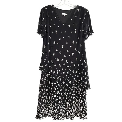 Layered Black & White Flory Floral Short Sleeve Dress Size 16 - Image 1 of 4