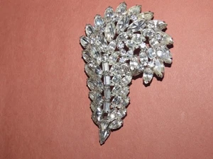 GROSSE ANSTECKNADEL BROSCHE 50er STRASS SILBERFARBEN EINZIGARTIGE FORM MID CENTURY - Bild 1 von 2