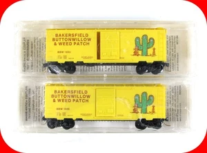 N Scale **BAKERSFIELD, BUTTONWILLOW, WEED PATCH** Box Cars -MICRO TRAINS Special - Picture 1 of 3