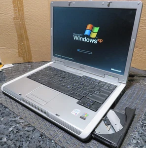 Dell Inspiron E1405 Intel T2350 Core 2 Duo 1.66GHz 3GB Ram, 50GB HD DVD Win Xp 3 - Imagen 1 de 24