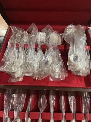 Juego de 8 cubiertos de plata de ley Piruette by Alvin 48 piezas  Foto 1 de 4