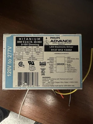 Philips Advance 9137-012-13402 LED Driver Xitanium 39W 0-10v atenuación 120-277V Foto 1 de 3