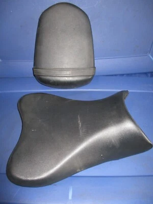 Suzuki GSXR 750 600 2006-2007 gsxr750 gixxer asiento delantero conductor trasero pasajero 06 Foto 1 de 4