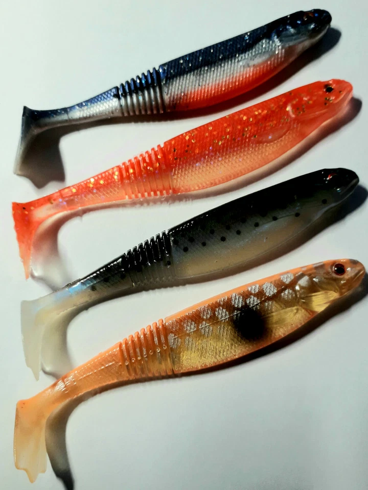 DAIWA PROREX CLASSIC DUCKFIN SHAD 10cm 4 Gummifisch SET SCHOCKFARBEN UV SHAD TOP - Bild 1 von 1