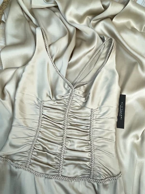Nuevo con etiquetas Vestido Maxi Formal Ellie Tahari 100% Seda Champagne Talla 4 Baile de graduación Boda Foto 1 de 4