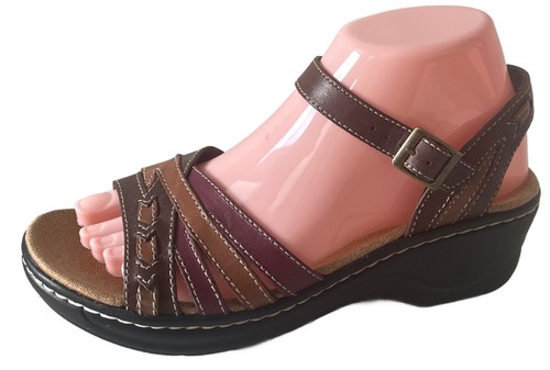 Clarks Bendables Lexi Olmo taglia 7W sandali pelle marrone scarpe zeppa a blocco