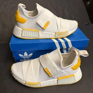 Women’s Adidas NMD R1 W Strap GW 9469 Athletic/fashion Sneakers Sz 8 - Picture 1 of 10