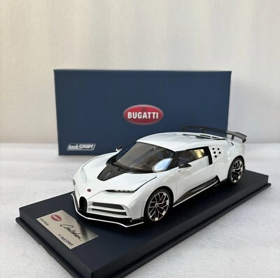 1/18 Looksmart MR Bugatti Centodieci in Quartz White With display Case No Dg - Image 1 of 4