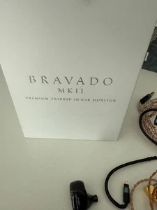 Empire Ears Bravado MK II - Used and in great shape with 3.5 and 4.4 Cables - Picture 1 of 7